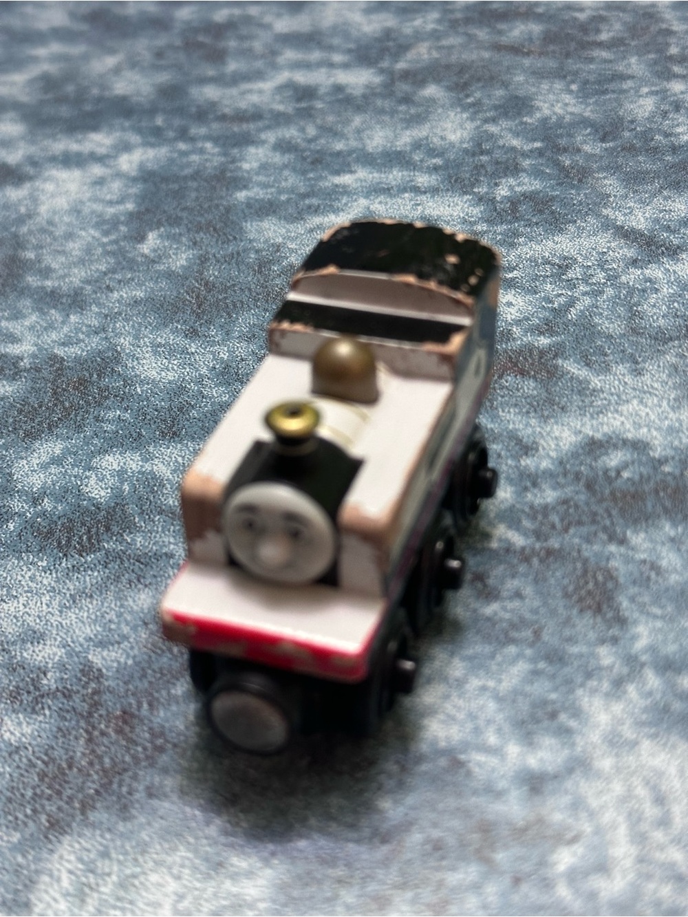 Thomas & Friends Railway FEARLESS FREDDIE Mini Train Engine with Red Trim